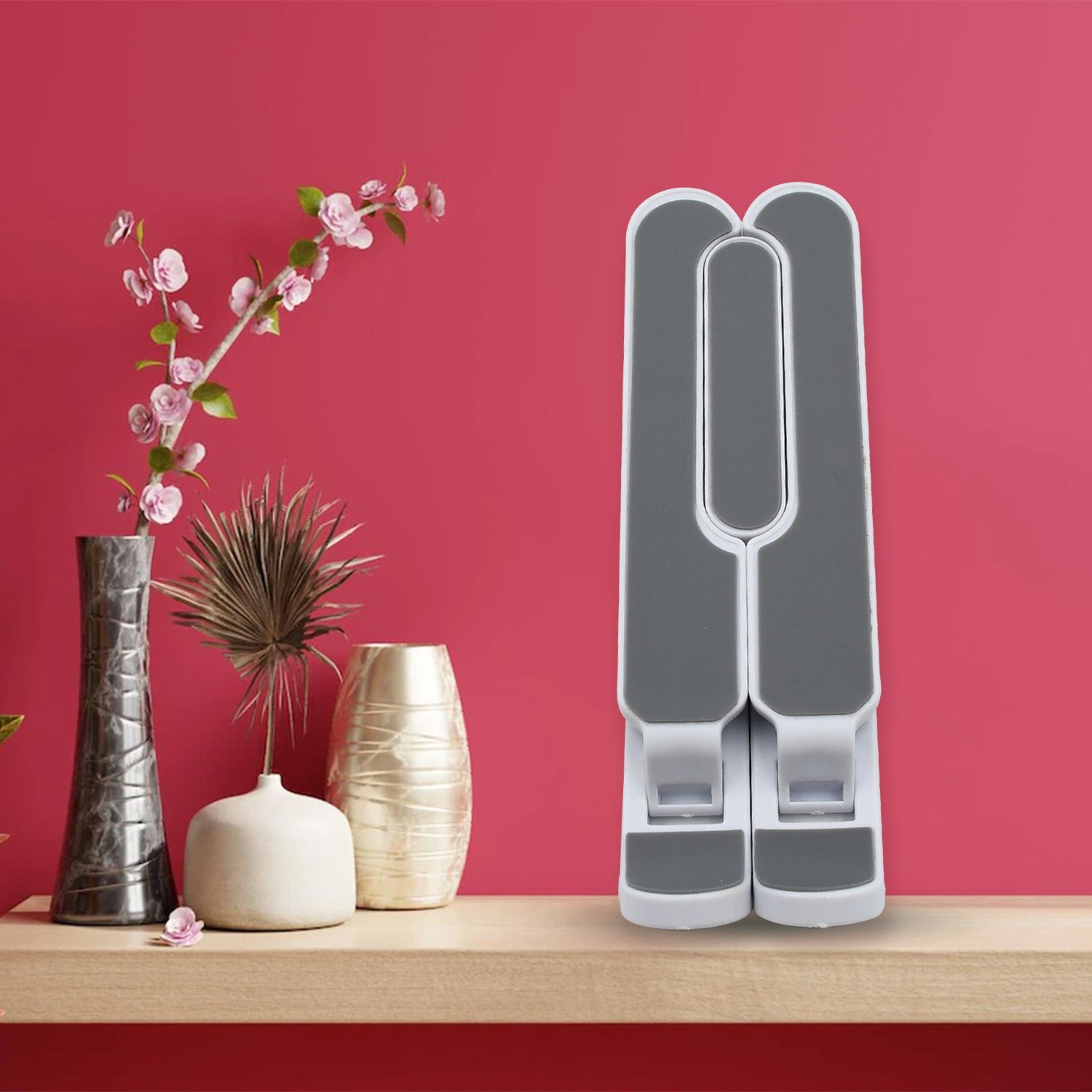 Foldable tablet stand with adjustable features Foldable tablet stand with adjustable features